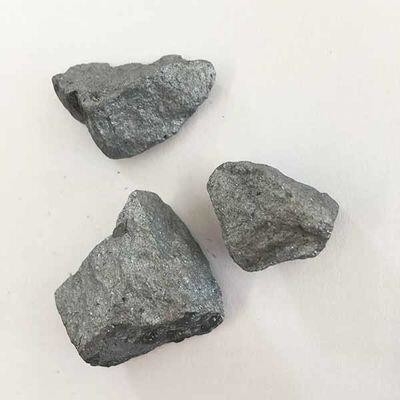 553 441 421 411 Gatunek stopu bryły krzemu metalu do wytapiania 50 mm-100 mm