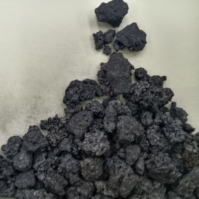 Carbon Raiser Kalcynowany koks naftowy 1-5 mm Recarburizer Odporność na ścieranie