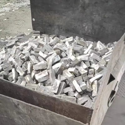 dobra stabilność chemiczna Czysta wlewka magnezu do materiałów odpornych na korozję