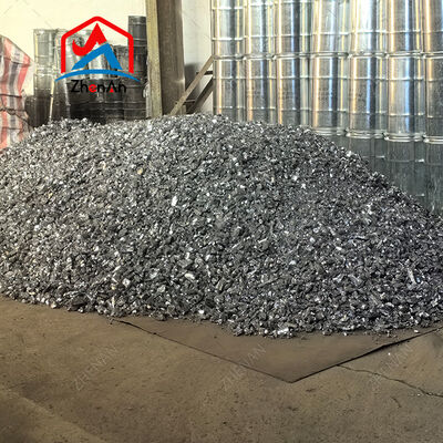 Stop żelazo-wanadowy FeV80, 80 procent wanadu, gęste bryły do stali konstrukcyjnej i płyt naczyń ciśnieniowych