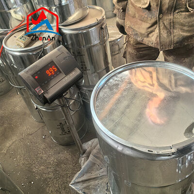 Stop żelazo-wanadowy FeV80 z 80 procentami wanadu, gęste bryły do stali konstrukcyjnej i płyt naczyń ciśnieniowych